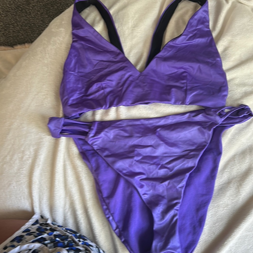 Bikini / swimsuit